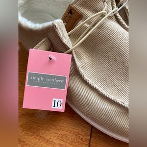 NWT Size 10 Simply Southern  Beige